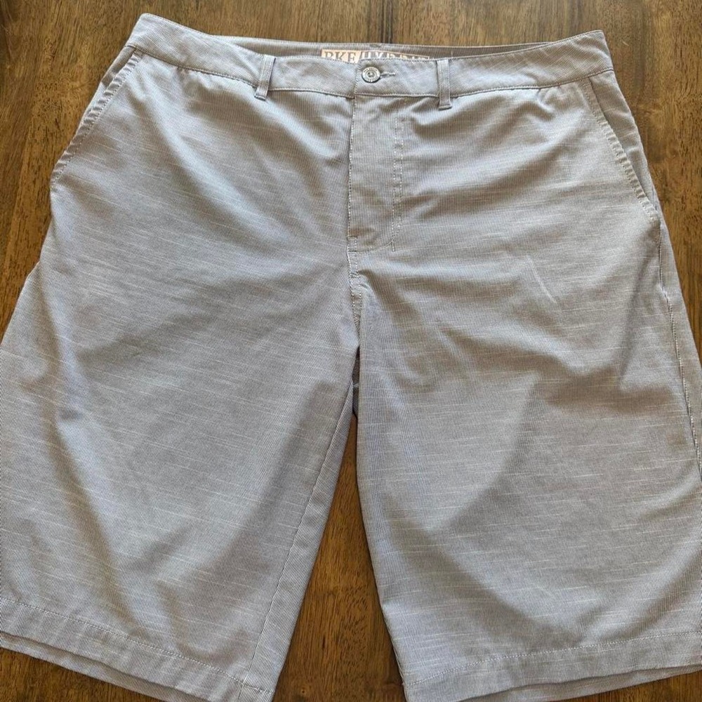 BKE Hybrid Shorts Mens 34 Grey Athletic Fit Cargo Quick Dry Stretch 11 Inseam